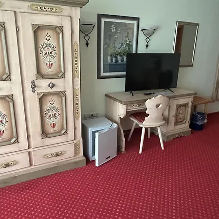 Отель Garni Hubertushof *