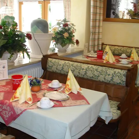 Hotel Garni Hubertushof Bad Fussing